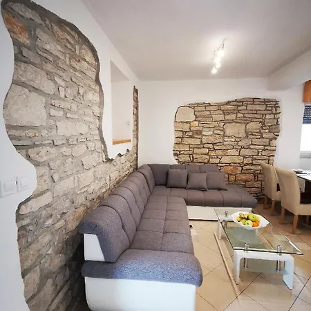 Apartment Meressa Paolia